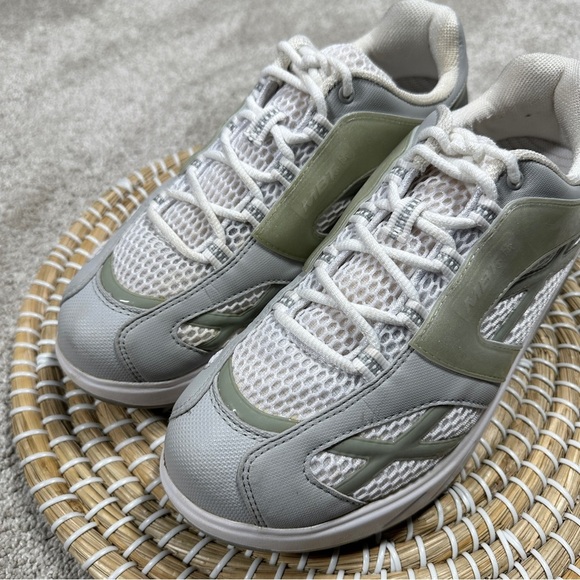 MBT Women’s M. Walk Silver Shoes Footwear Trainer Toning  US 9.5 7640124870375 A - Picture 12 of 13